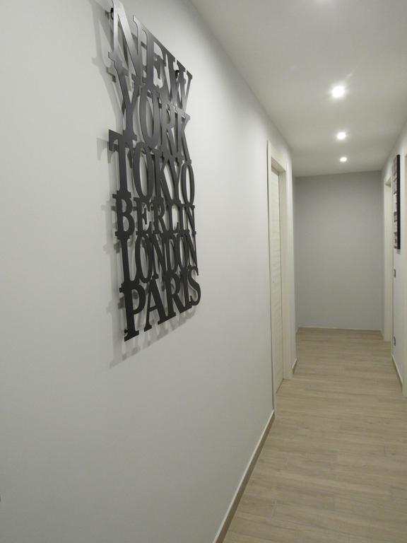 Pianeta Roma 127 Bed and Breakfast Buitenkant foto