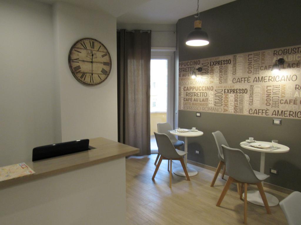 Pianeta Roma 127 Bed and Breakfast Buitenkant foto